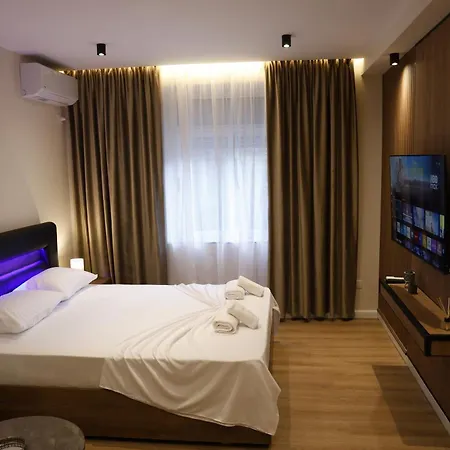 Twinora * Tirana